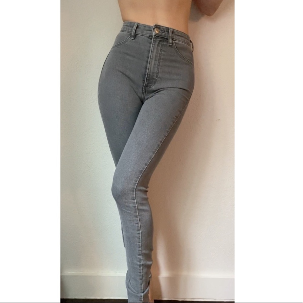 Grey skinny jeans